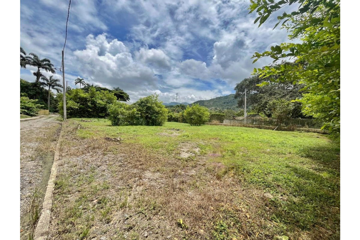 UrbanLex vende lote conjunto campestre área 480m2 $200Millones