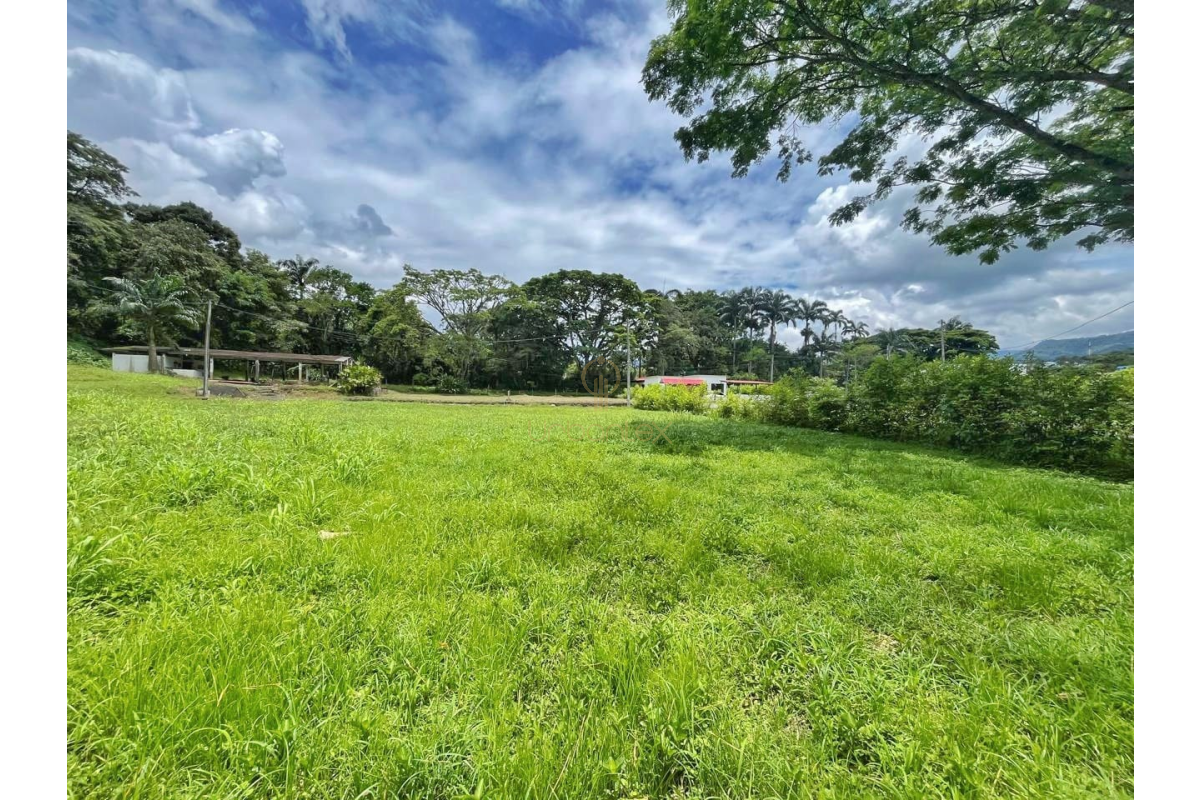 UrbanLex vende lote conjunto campestre área 712m2 $250Millones