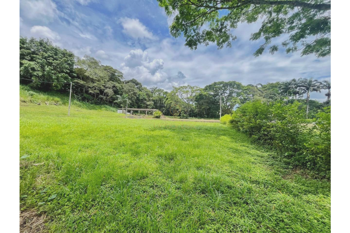 UrbanLex vende lote conjunto campestre área 712m2 $250Millones