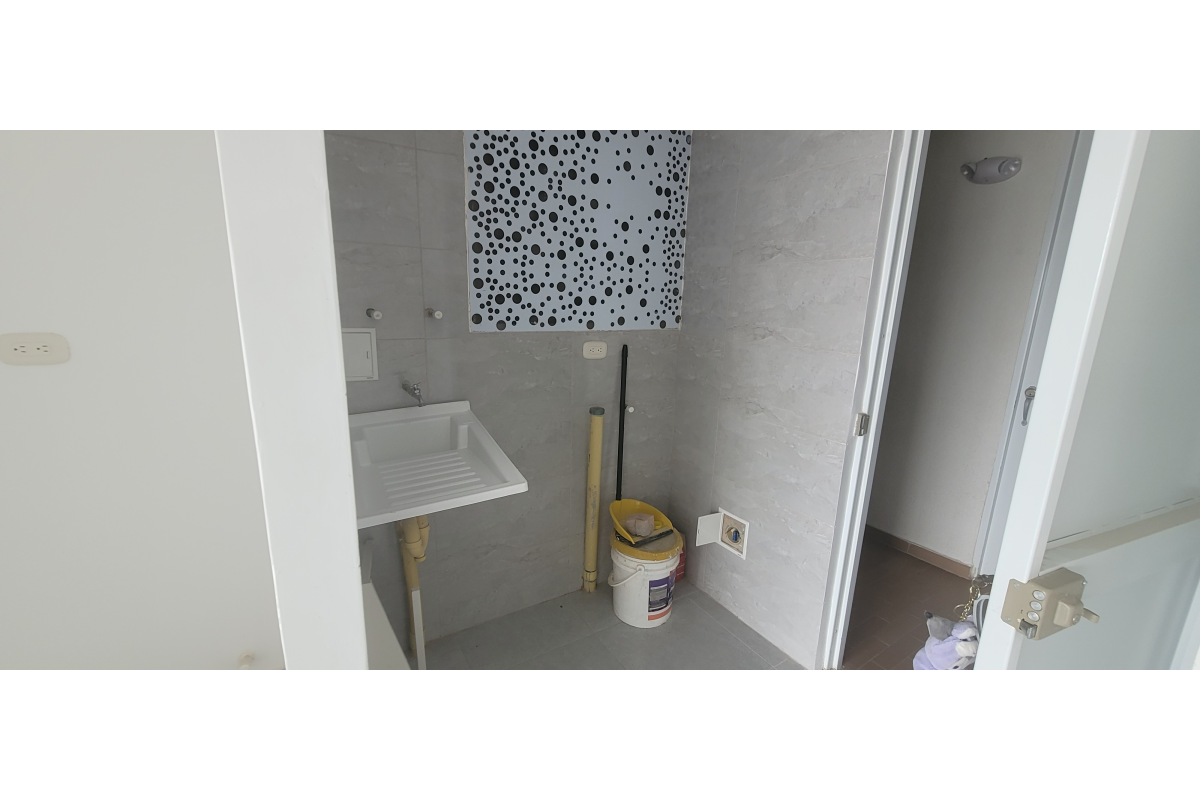 Apartamento en Venta en Jamundí | 62 m² | Parqueadero privado | Piso 8 con ascensor | Oportunidad por viaje